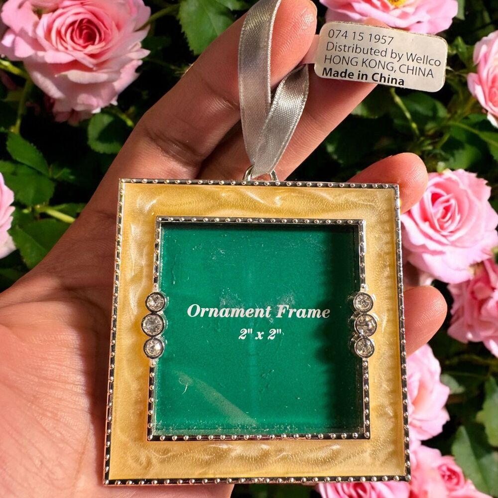 Enamel on metal frame with rhinestones for 2”x2”photo New By Wellco